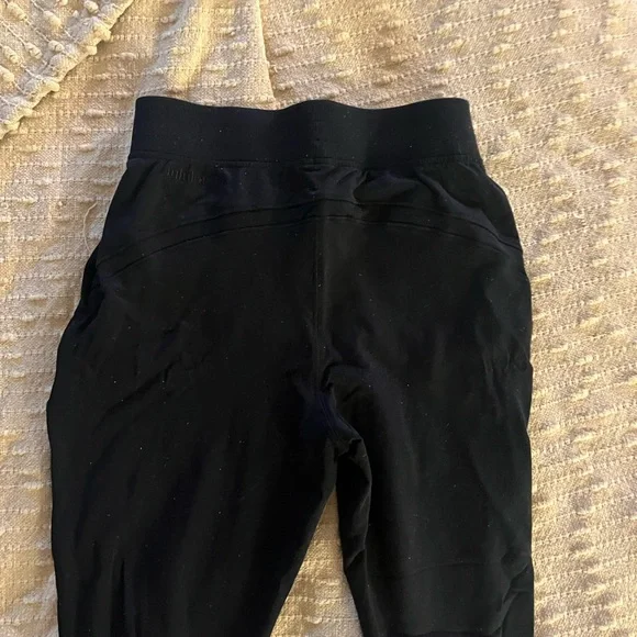 Lululemon Joggers 25” - Picture 3 of 3